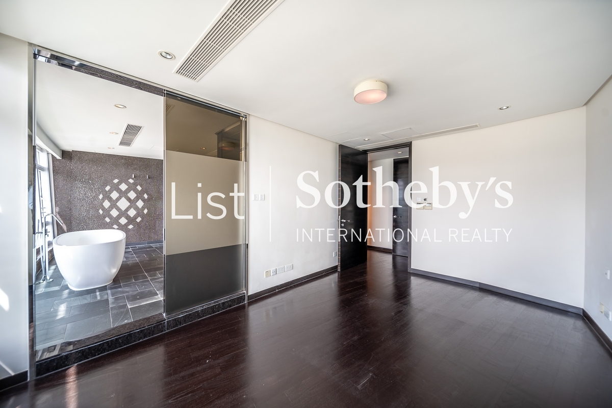 The Lily The Lily | Master Bedroom