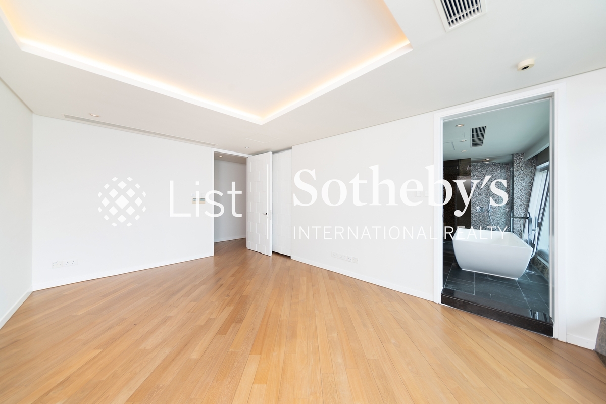 The Lily The Lily | Master Bedroom