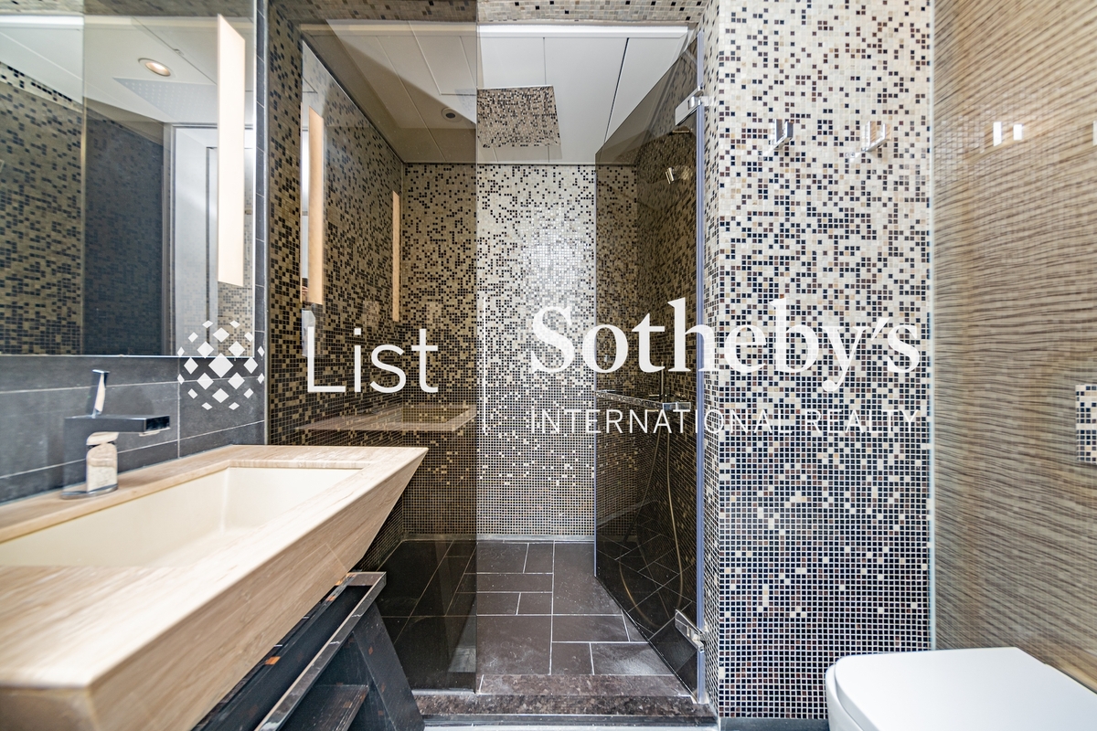 The Lily The Lily | Second Bathroom