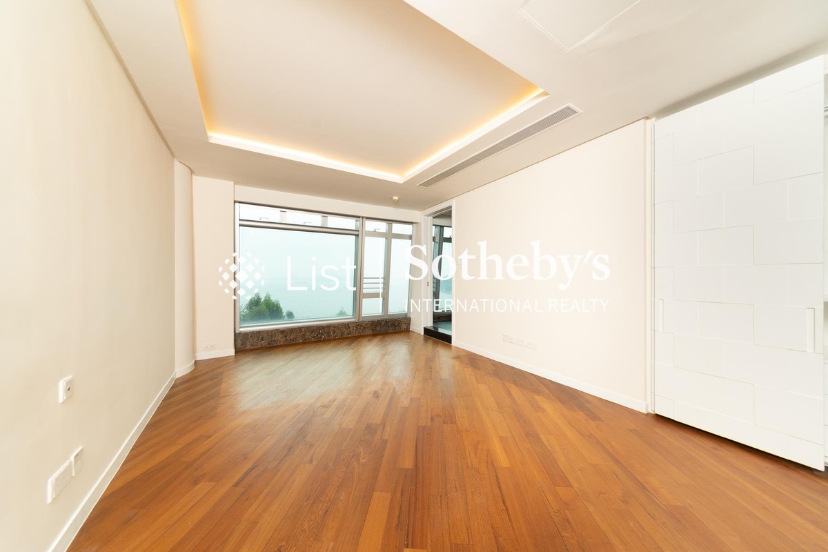 The Lily The Lily | Master Bedroom