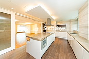 The Lily The Lily | Kitchen