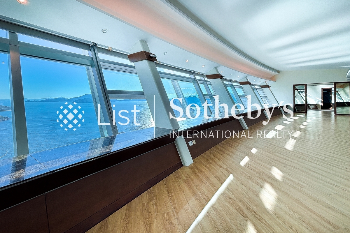 The Lily The Lily | Living and Dining Room