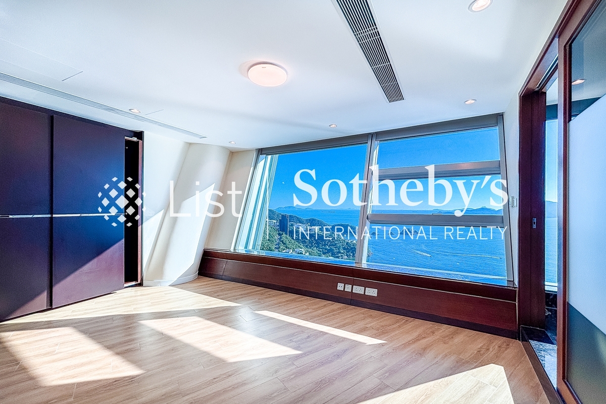 The Lily The Lily | Master Bedroom