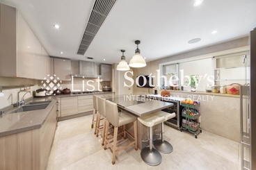 Guildford Court 僑福道5號 | 