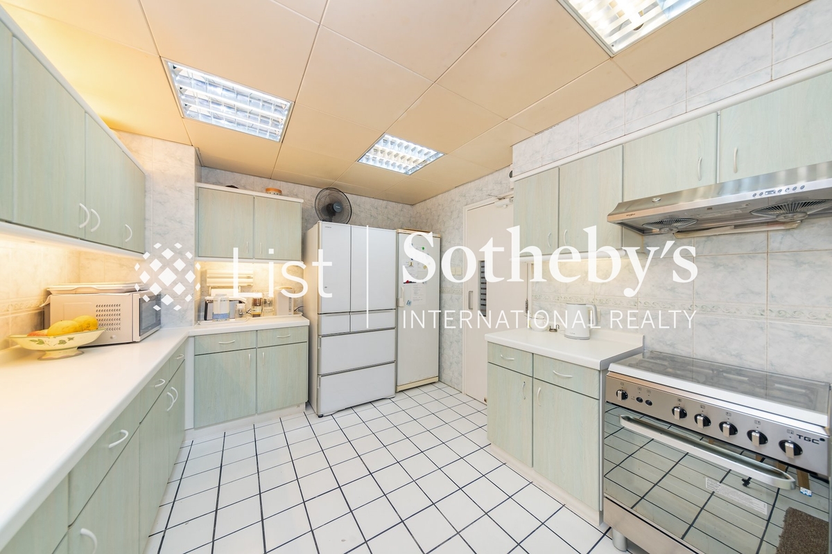 Guildford Court 僑福道5號 | kitchen 