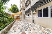 Guildford Garden 喬苑 | Private Front Garden off Living and Dining Room