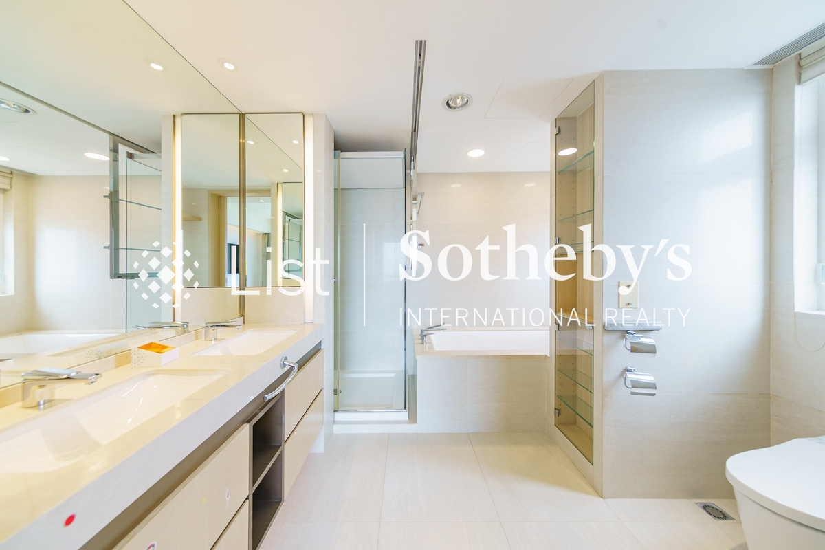 Villa Verde 环翠园 | Master Bathroom