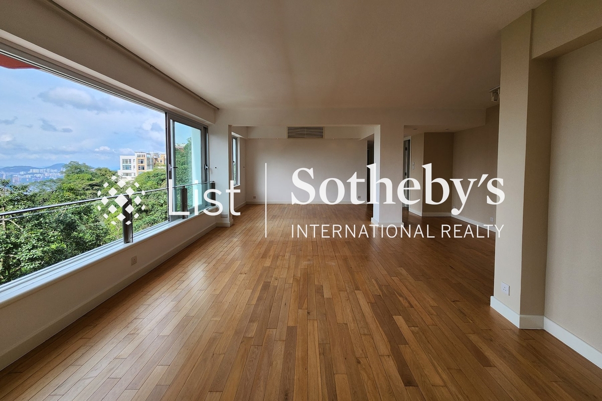 Barker Villa 柏架別墅 | Living and Dining Room