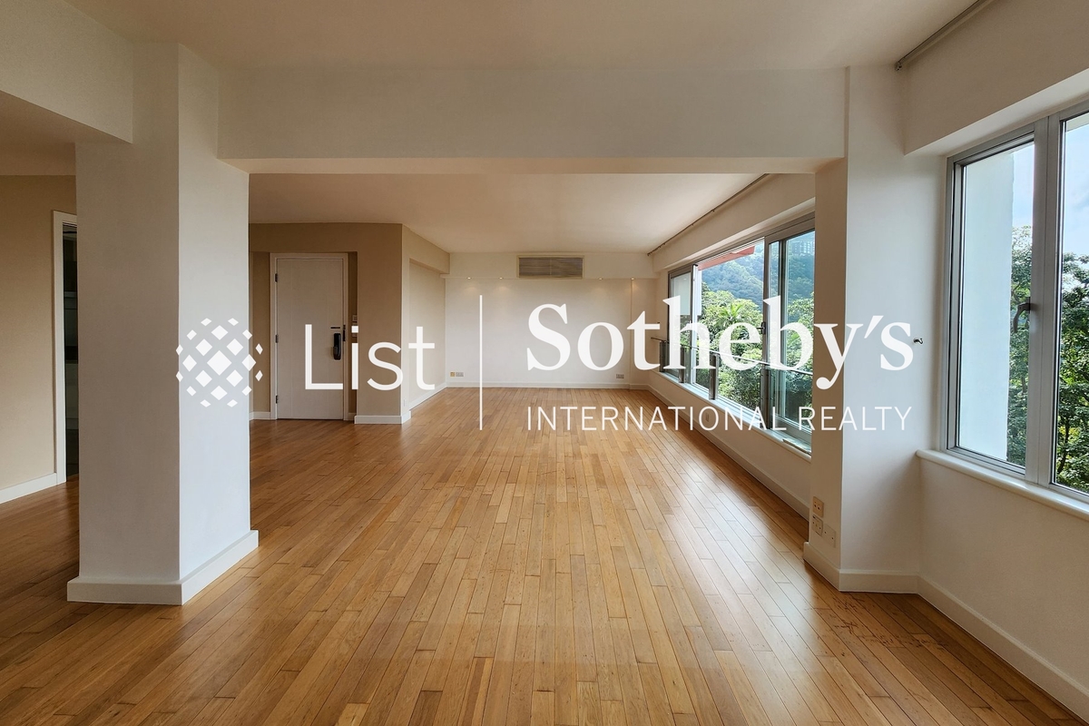 Barker Villa 柏架別墅 | Living and Dining Room