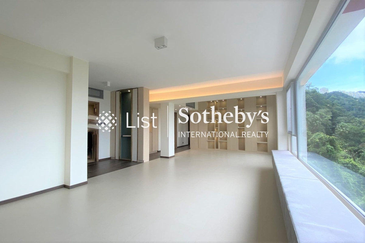 Barker Villa 柏架別墅 | Living and Dining Room