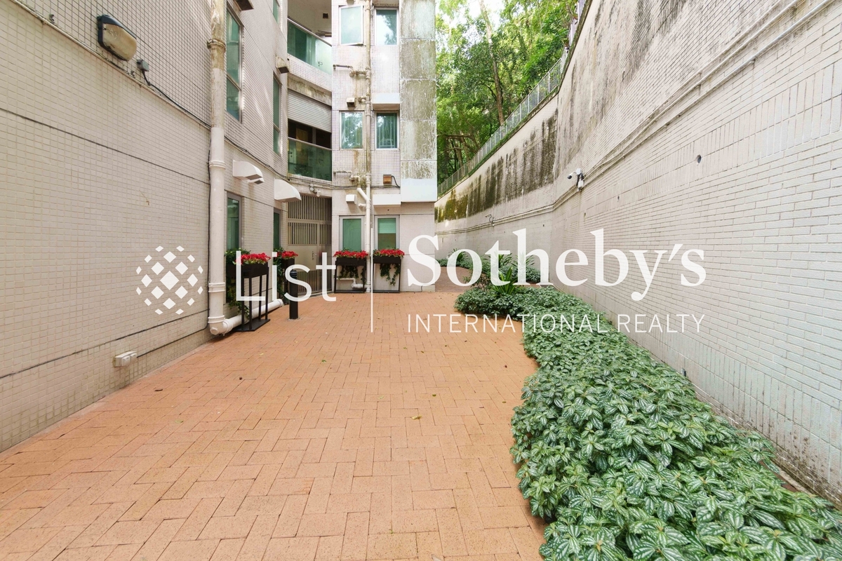Haking Mansions Haking Mansions | Outdoor Terrace