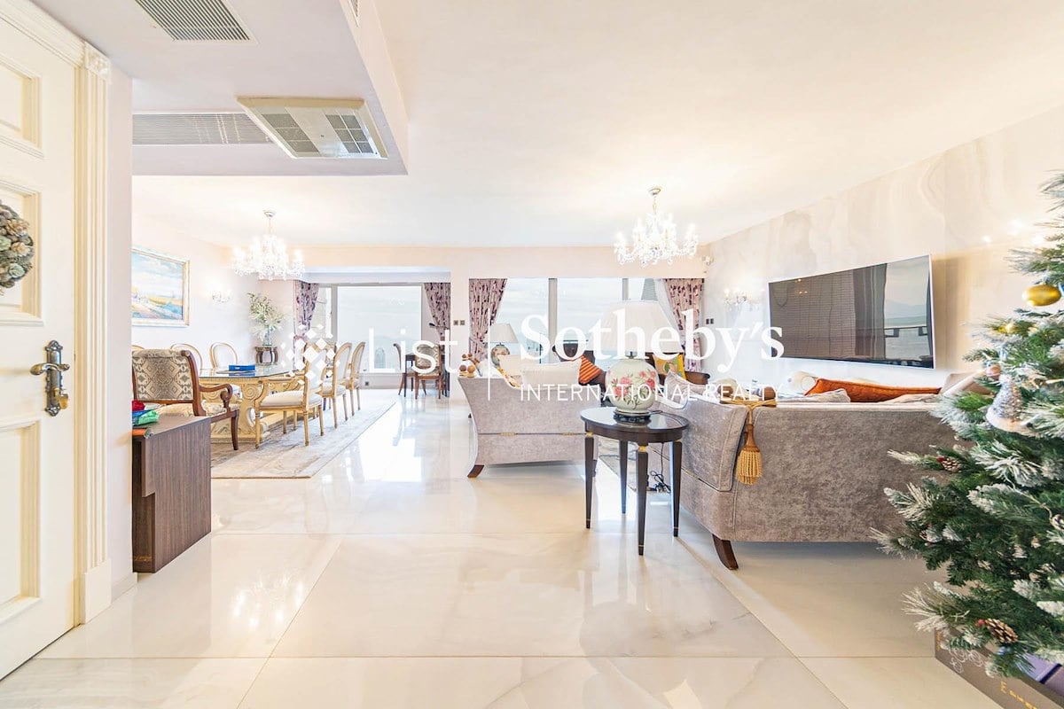 Montebello 濠景閣 | Living and Dining Room