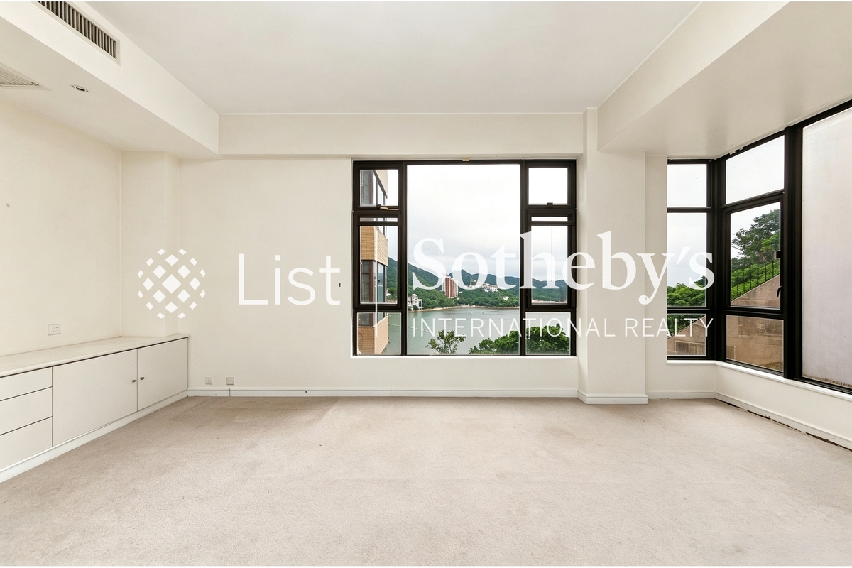 The Beachfront 璧池 | Family Room