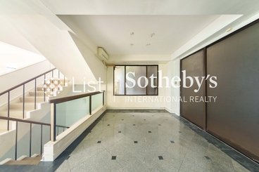 The Beachfront 璧池 | 