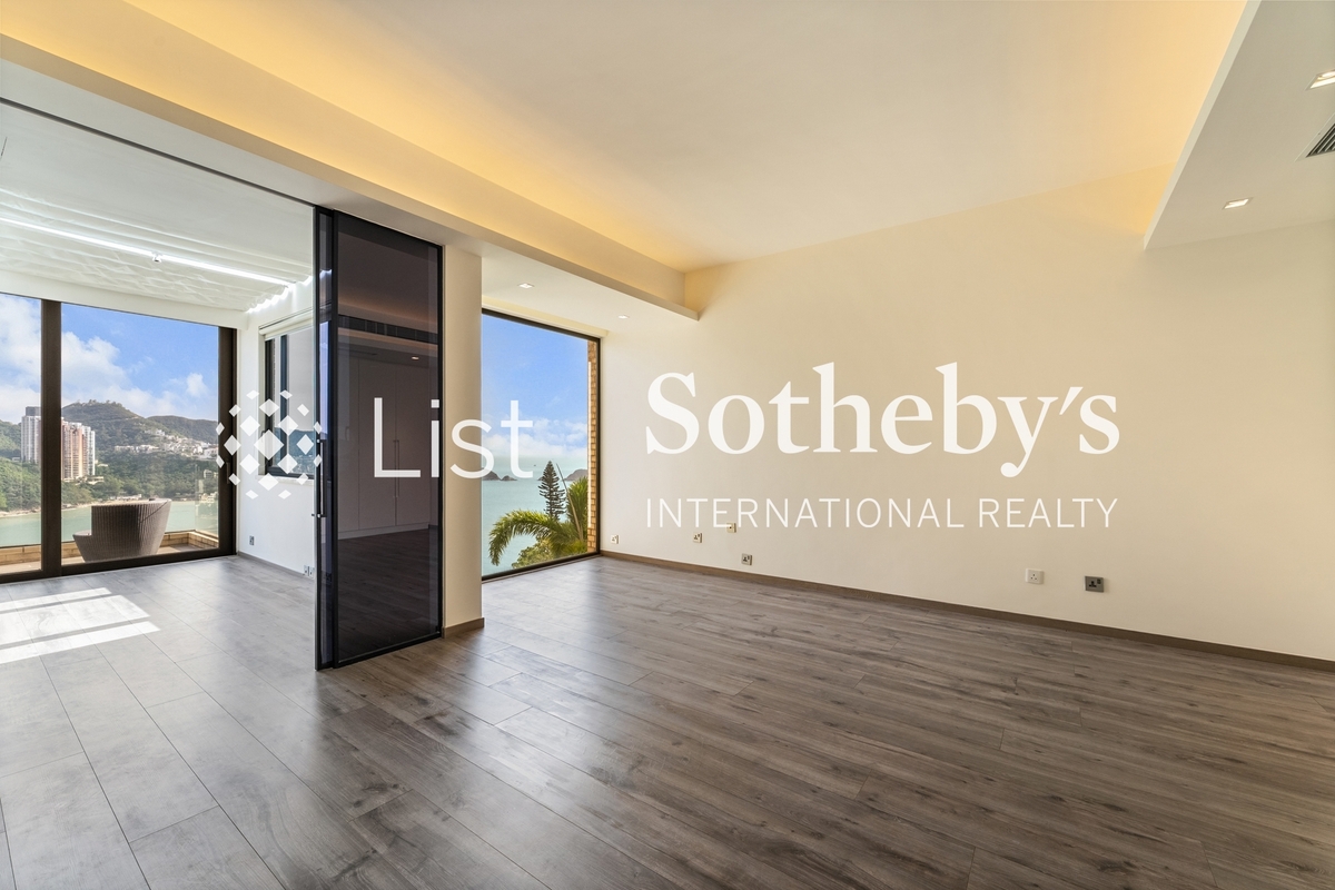 The Beachfront 璧池 | Master Bedroom