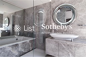 The Beachfront 璧池 | Master Bathroom