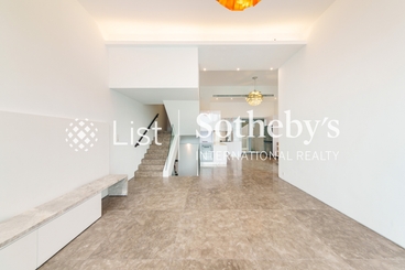 The Beachfront 璧池 | 