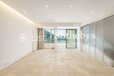 The Beachfront 璧池 | 