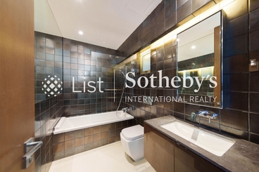 The Beachfront 璧池 | 