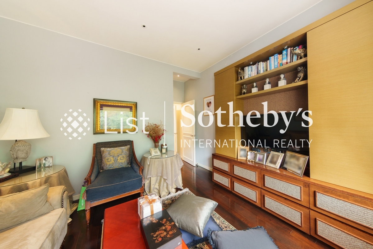 Woodland Heights 怡園 | Fourth Bedroom