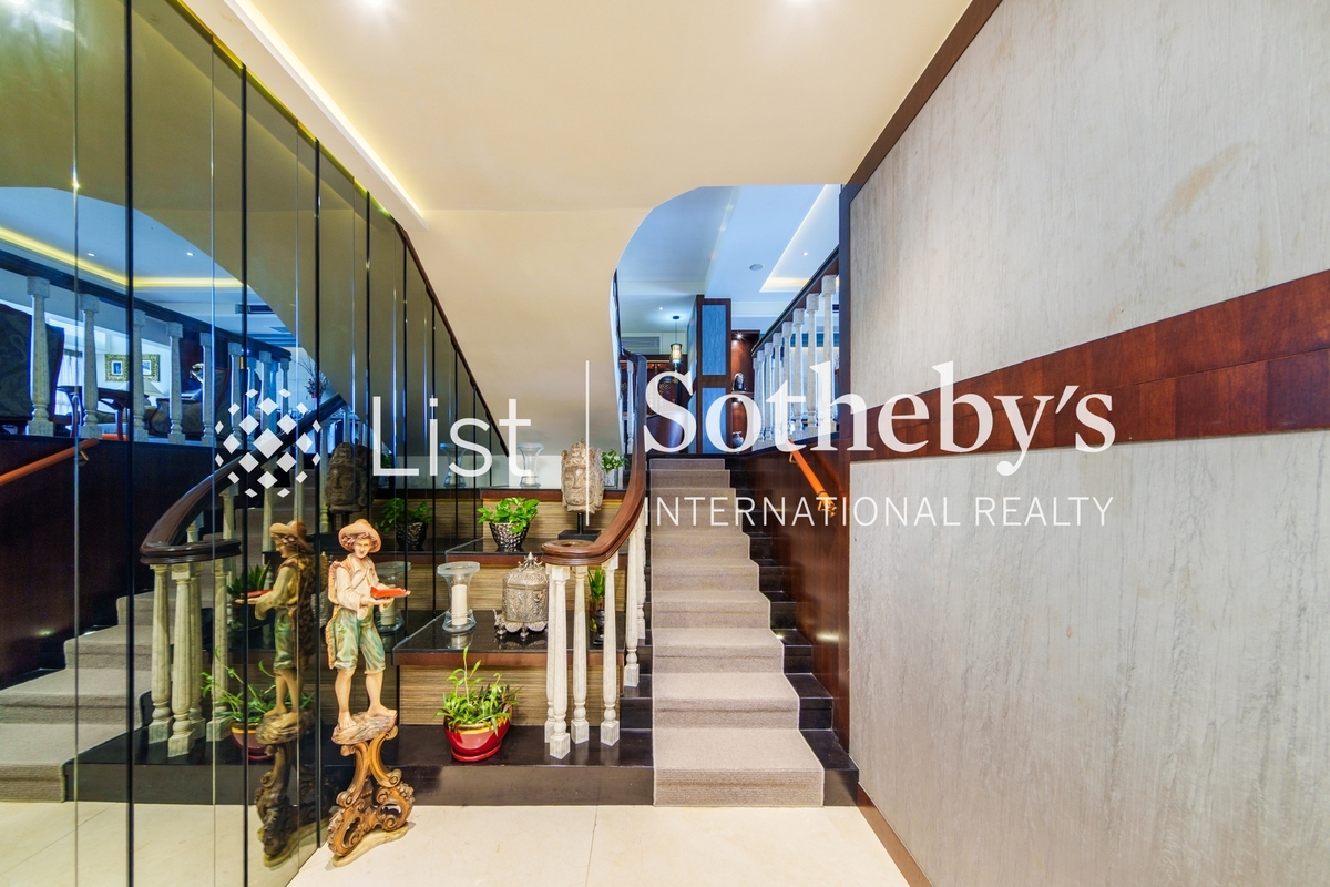 Woodland Heights 怡園 | Foyer