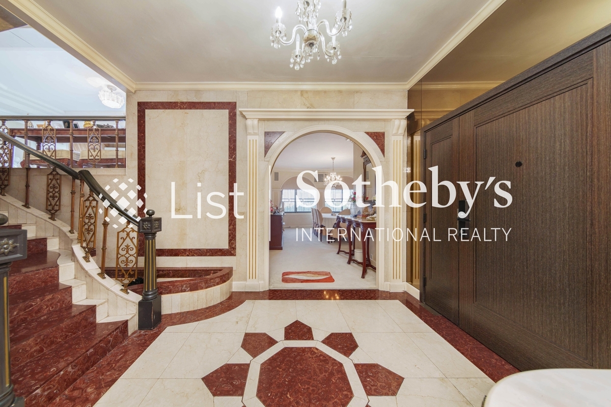 Woodland Heights 怡園 | Foyer