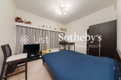 Woodland Heights 怡園 | Third En-suite Bedroom