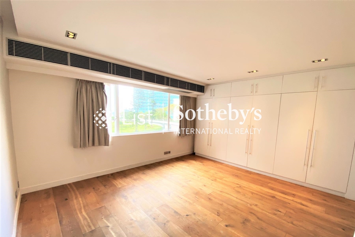 Villa Monte Rosa 玫瑰新邨 | Master Bedroom