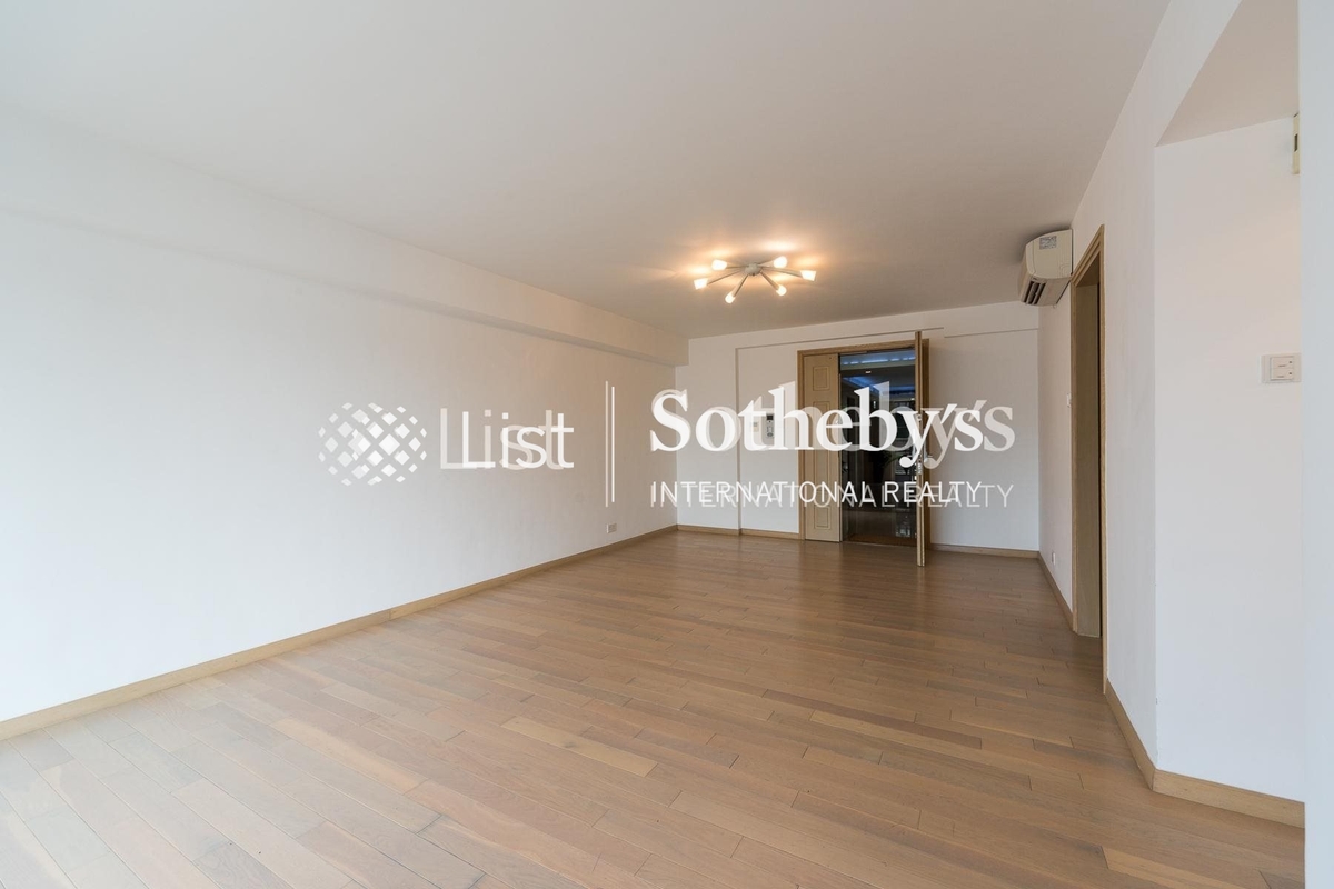 Cliveden Place Cliveden Place | Living and Dining Room