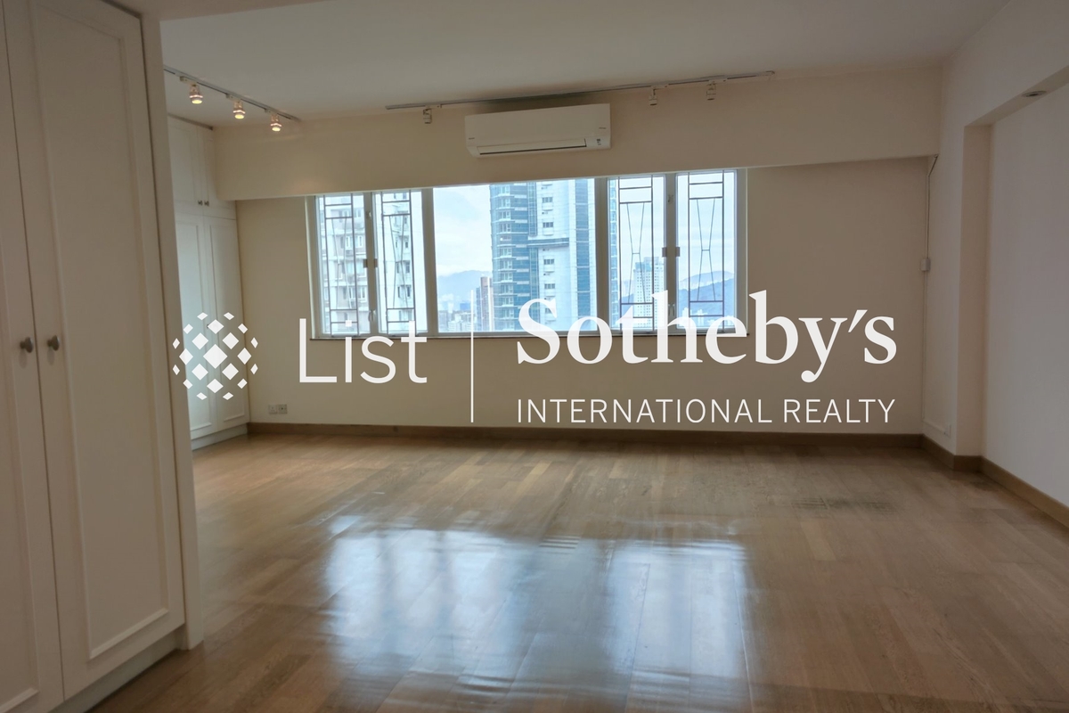 Villa Monte Rosa 玫瑰新邨 | Master Bedroom