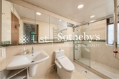 Villa Monte Rosa 玫瑰新邨 | Guest Bathroom