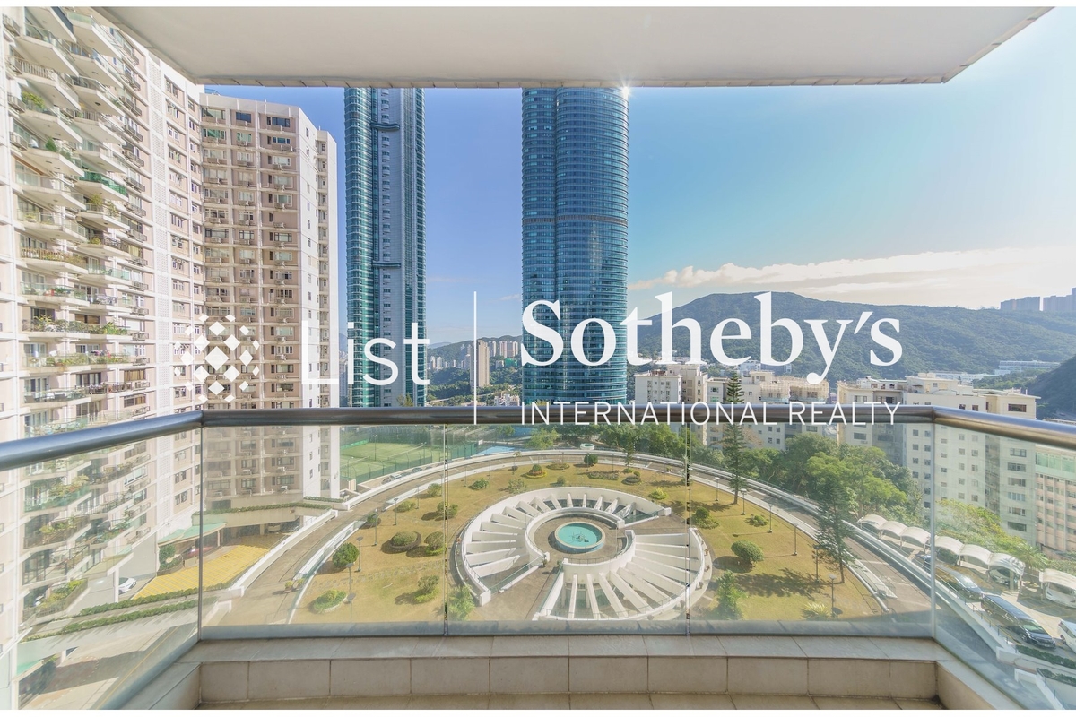 Villa Monte Rosa 玫瑰新邨 | Balcony off Living and Dining Room