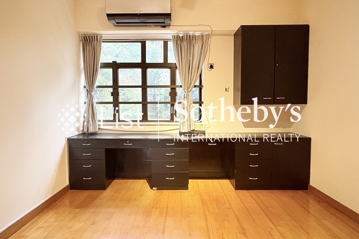 Villa Monte Rosa 玫瑰新邨 | Second Bedroom