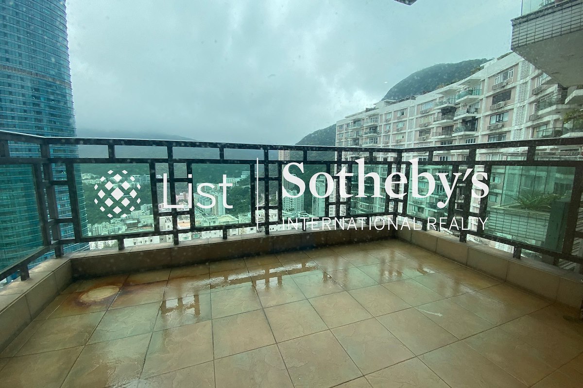 Villa Monte Rosa 玫瑰新邨 | Balcony off Living and Dining Room