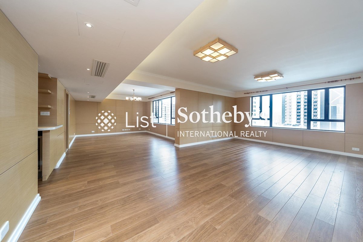 Chung Tak Mansion 重德大廈 | Living and Dining Room