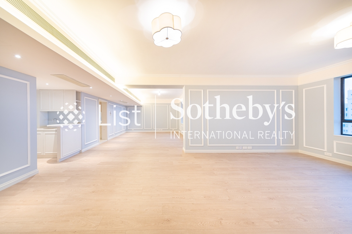 Chung Tak Mansion 重德大廈 | Living and Dining Room