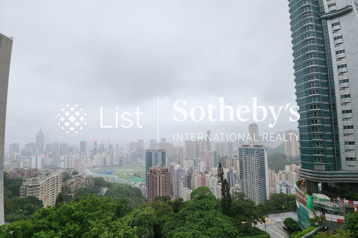 Villa Monte Rosa 玫瑰新邨 | View from Master Bedroom