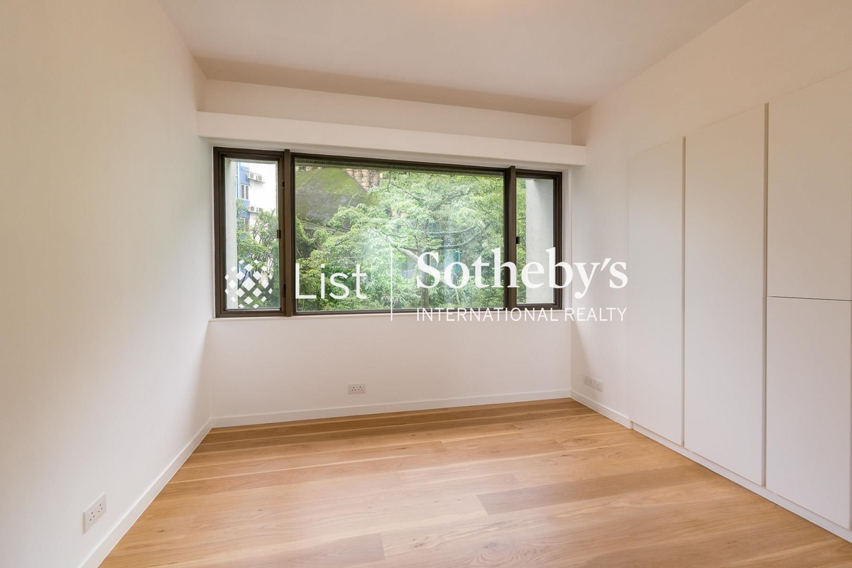 Magazine Court 澄碧閣 | Third Bedroom