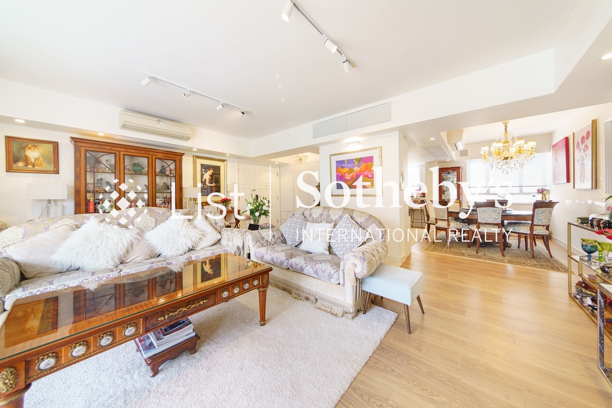 Rose Court 逸盧 | Living and Dining Room