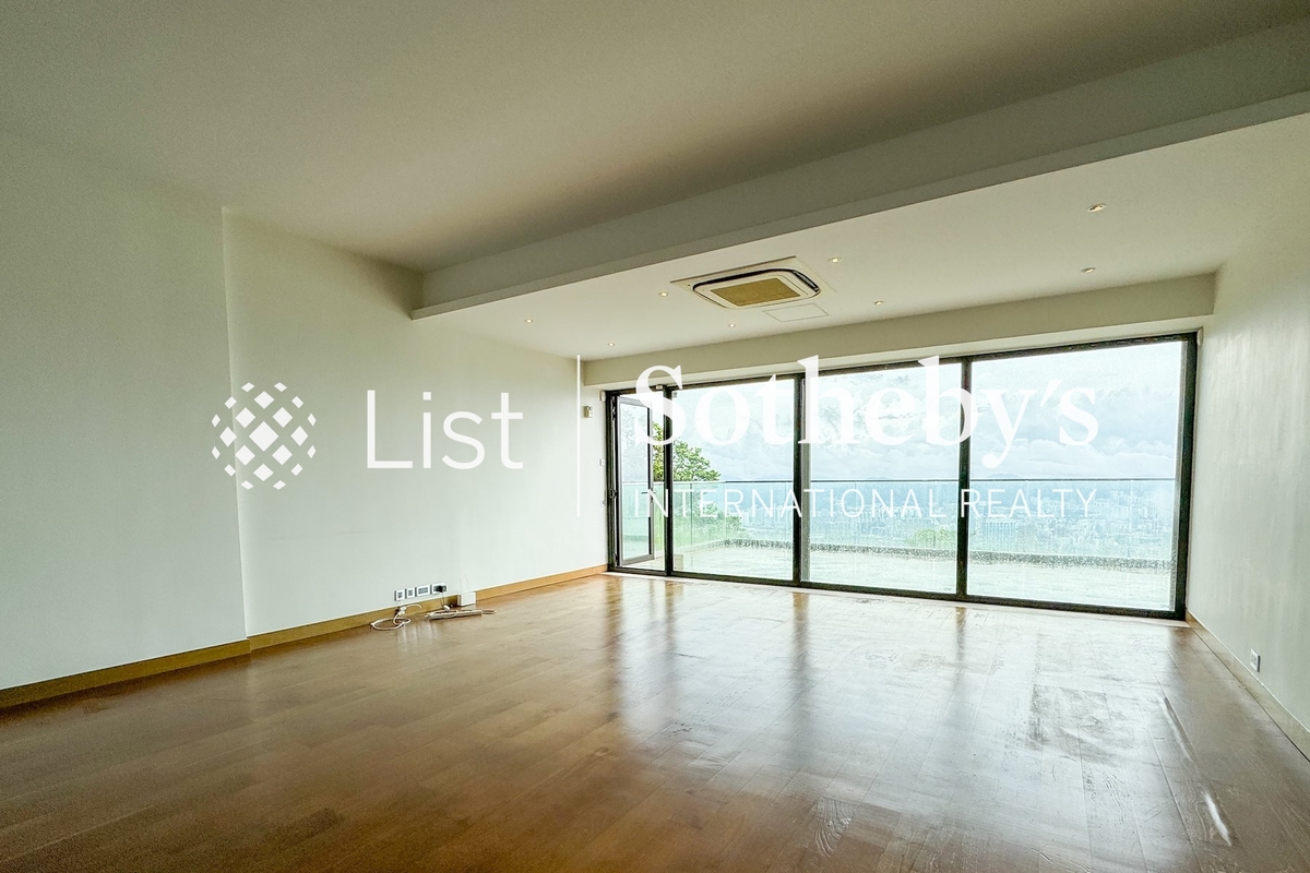 No. 22 Mount Austin Road 柯士甸山道22号 | Living and Dining Room