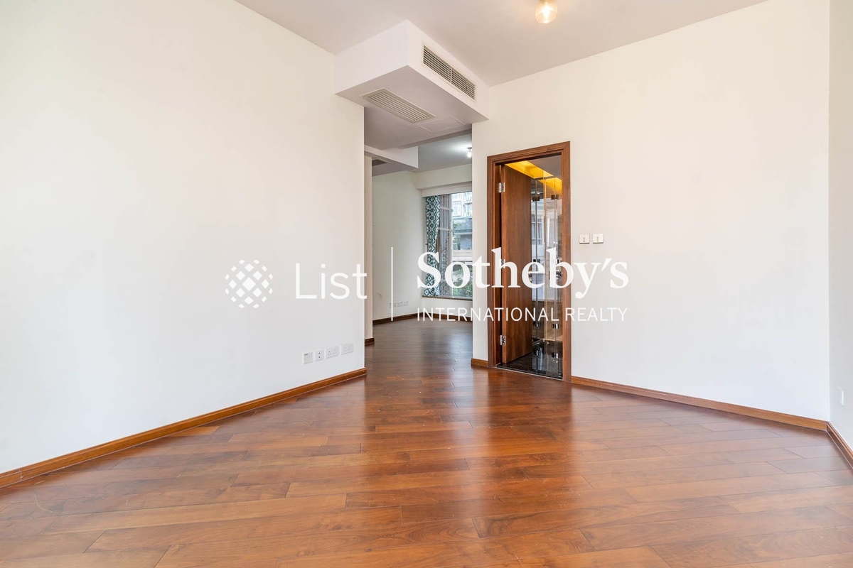 The Signature 春暉8號 | Master Bedroom