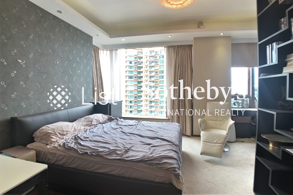 The Signature 春暉8號 | Master Bedroom
