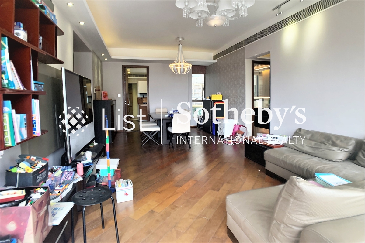 The Signature 春暉8號 | Living and Dining Room