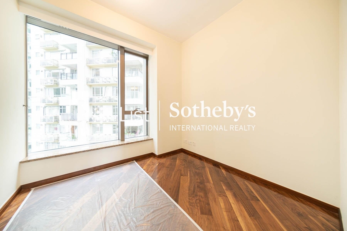 The Signature 春暉8號 | Second En-suite Bedroom