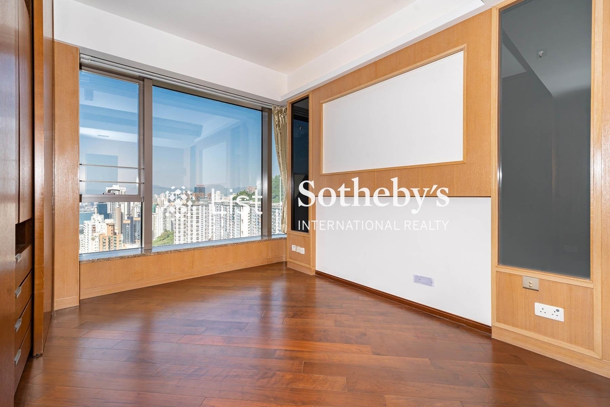 The Signature 春暉8號 | Master Bedroom