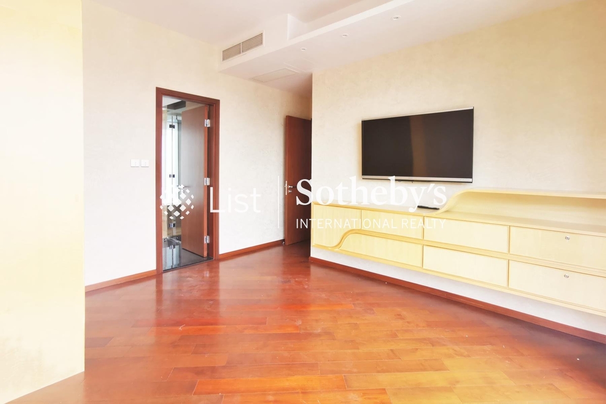 The Signature 春暉8號 | Master Bedroom