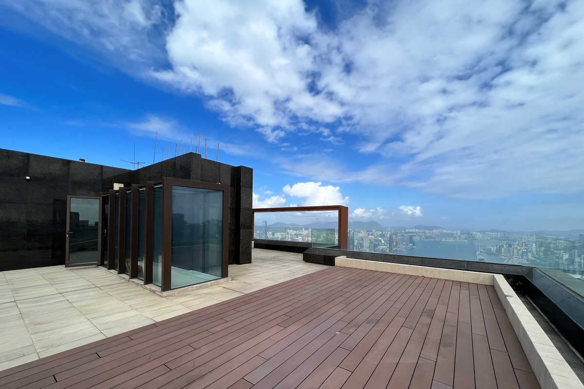 Peak Gardens 山頂花園 | Private Roof Terrace