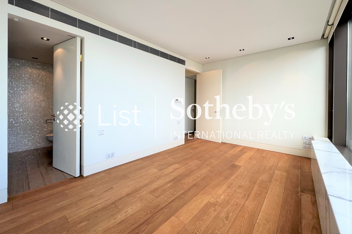 Peak Gardens 山頂花園 | Second En-suite Bedroom