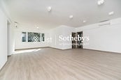 Rose Gardens 玫瑰別墅 | Living and Dining Room