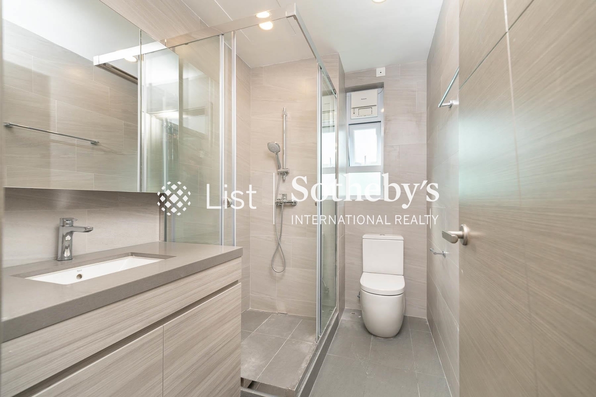 Rose Gardens 玫瑰別墅 | Guest Bathroom